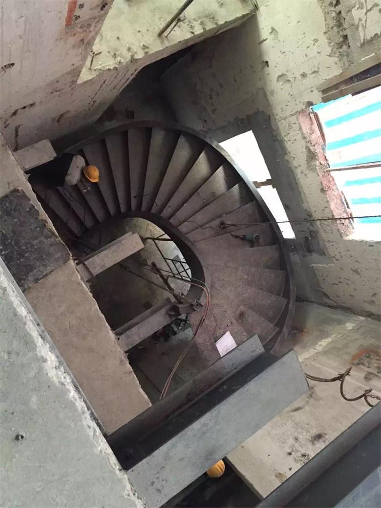 旋轉(zhuǎn)樓梯