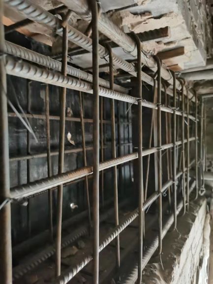 老樓辦公室墻體拆除加固